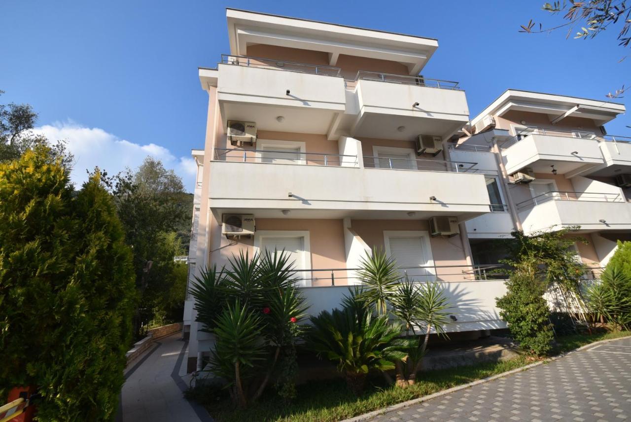 Apartment Sun Village Goran Herceg Novi Exterior foto